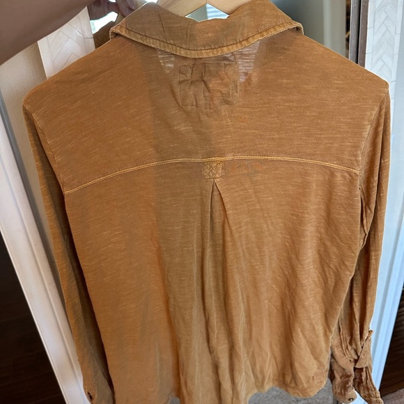Anthropologie Tan Button-Up Women's Top - Picture 3 of 6
